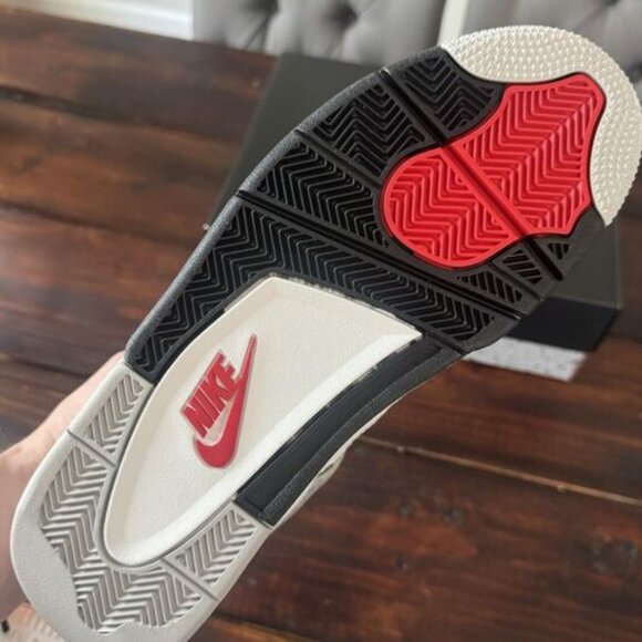 Air Jordan Retro 4 White Cement Shoes - Picture 8 of 9